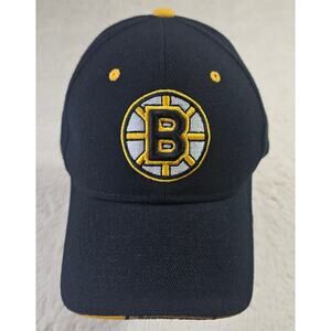 Boston Bruins Vintage Zephyr Wool Blend Embroidered logo. MadeInKorea Adjustable
